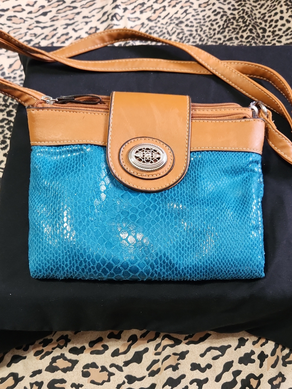 Bueno Turquoise and Tan Textured Crossbody Bag